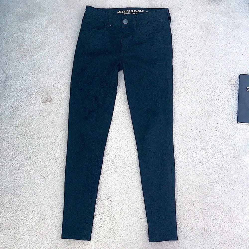 Black American Eagle jeggings